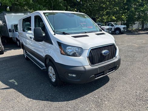 Used 2025 Ford Transit 250 Low Roof w/ Exterior Upgrade Package RWD image 3