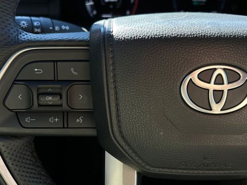 Used 2024 Toyota Tacoma TRD Sport w/ TRD Sport Premium Package image 31