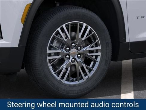 New 2027 Chevrolet Traverse LT w/ Driver Confidence Package FWD image 10