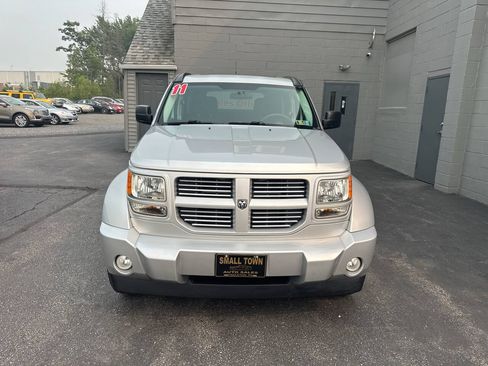Used 2011 Dodge Nitro Heat w/ Popular Equipment Group AWD/4WD image 2