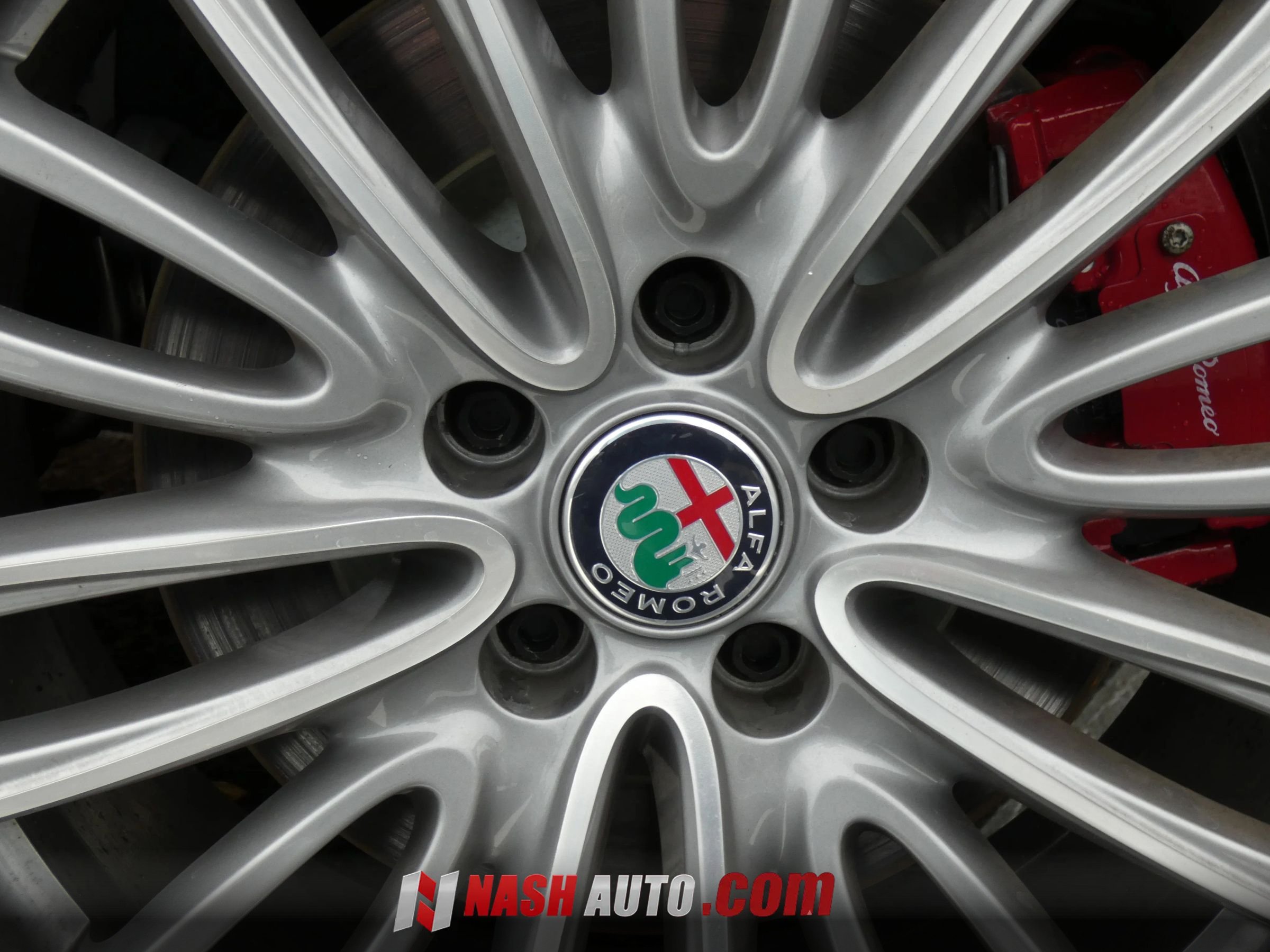 Used 2018 Alfa Romeo Giulia Ti w/ Quick Order Package 22X Lusso AWD/4WD image 20