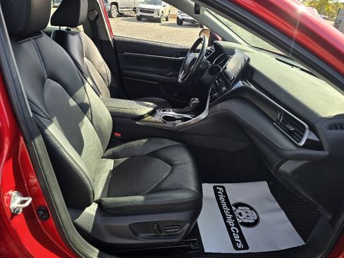 Used 2023 Toyota Camry XLE image 13