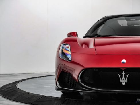 Used 2023 Maserati MC20 Spyder RWD image 41
