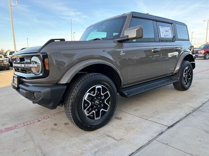 New 2025 Ford Bronco Outer Banks
