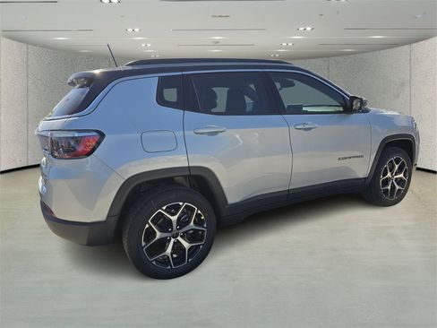 New 2026 Jeep Compass Limited image 3
