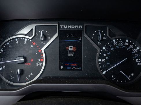 Used 2022 Toyota Tundra SR5 w/ SR5 Convenience Package image 19