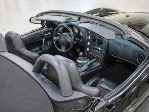 Used 2003 Dodge Viper SRT-10 image 31