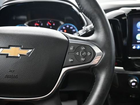 Used 2022 Chevrolet Traverse LT w/ LT Premium Package FWD image 18