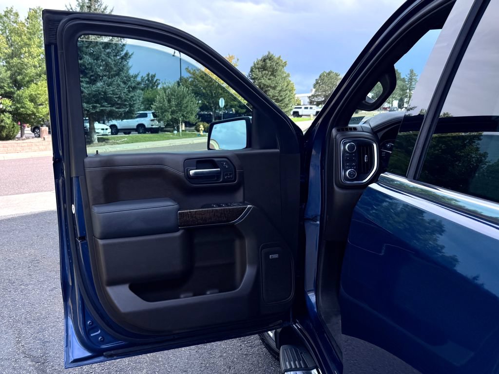 Used 2019 GMC Sierra 1500 Denali w/ Technology Package AWD/4WD image 17