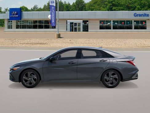 New 2026 Hyundai Elantra Sport image 3