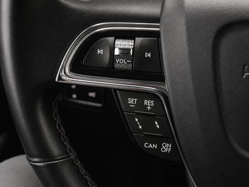 Used 2019 Lincoln Navigator L Reserve w/ Cargo Package AWD/4WD image 33