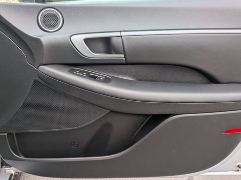 Used 2025 Hyundai Sonata SEL FWD image 33