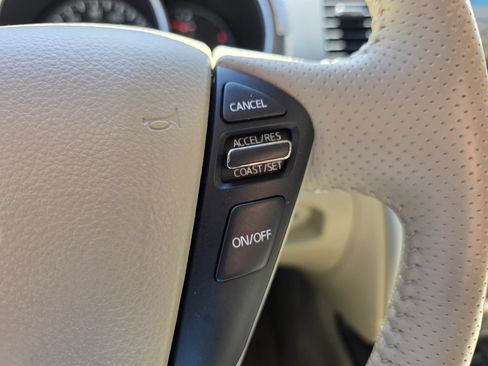Used 2013 Nissan Murano LE w/ Platinum Pkg AWD/4WD image 29