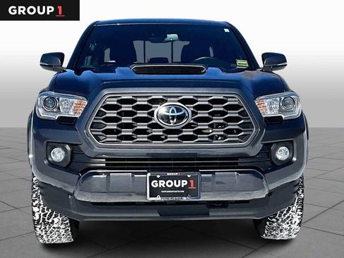Used 2021 Toyota Tacoma TRD Sport image 4