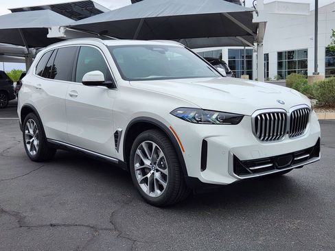 New 2026 BMW X5 xDrive40i AWD/4WD image 5