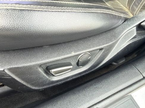 Used 2018 Ford Mustang Premium RWD image 20