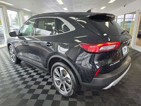 Used 2024 Ford Escape Platinum AWD/4WD image 5