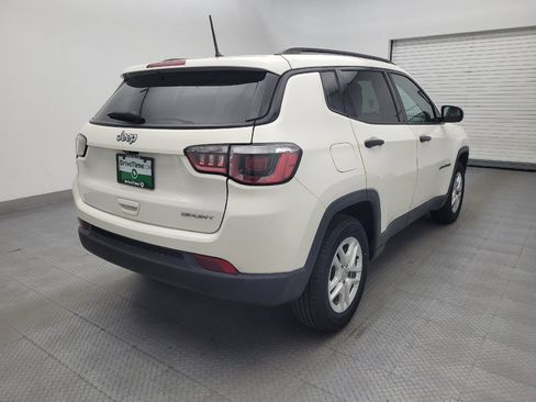 Used 2018 Jeep Compass Sport w/ Cold Weather Group FWD image 9