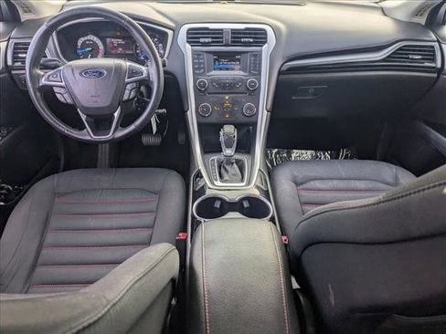 Used 2016 Ford Fusion SE w/ Equipment Group 201A FWD image 15