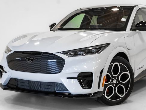 Used 2022 Ford Mustang Mach-E GT AWD/4WD image 2