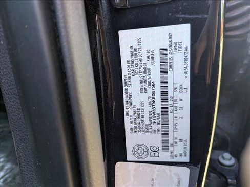 Used 2019 Ford F350 Lariat w/ Camper Package image 23