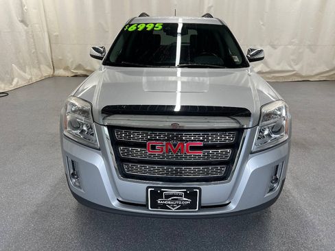 Used 2015 GMC Terrain SLT w/ Chrome Appearance Package AWD/4WD image 2