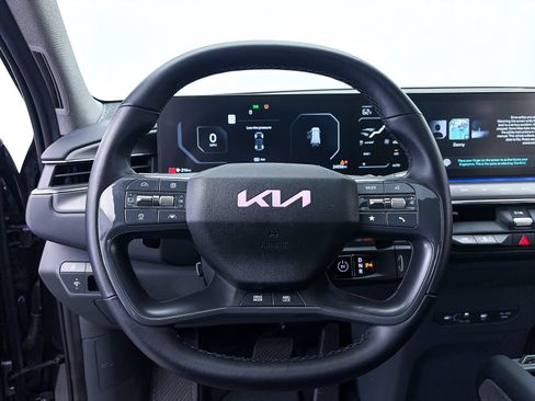 Certified 2024 Kia EV9 Land AWD/4WD image 33