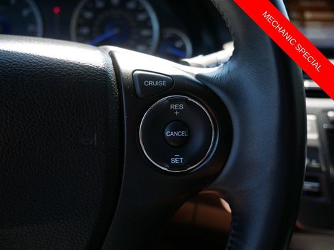 Used 2015 Honda Crosstour EX-L image 18
