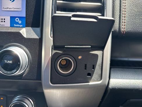 Used 2019 Ford F150 Platinum w/ Technology Package AWD/4WD image 35