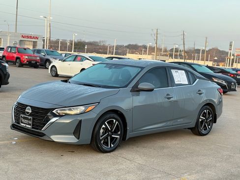 Certified 2024 Nissan Sentra SV image 2