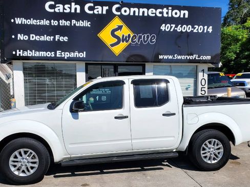 Used 2016 Nissan Frontier SV w/ SV Value Truck Package RWD image 10