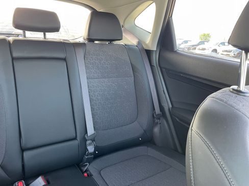 Used 2025 Kia Seltos S image 38