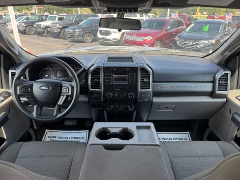 Used 2017 Ford F250 XLT w/ FX4 Off-Road Package AWD/4WD image 20