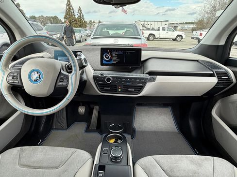 Used 2015 BMW i3 image 3