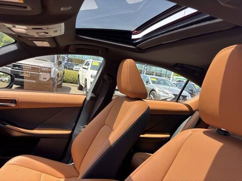 Certified 2023 Lexus IS 300 AWD w/ Premium Package image 9