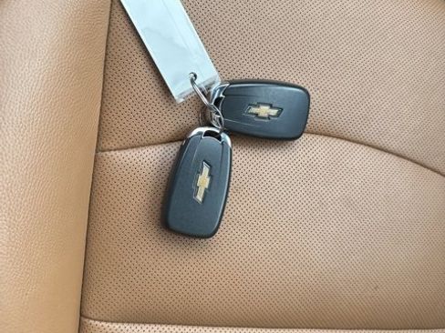 Used 2020 Chevrolet Equinox Premier image 34