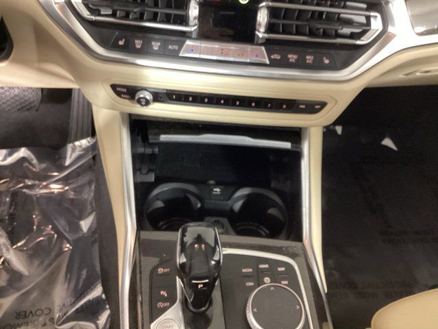 Used 2019 BMW 330i xDrive Sedan w/ Premium Package AWD/4WD image 19