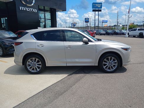 New 2025 MAZDA CX-5 AWD 2.5 S w/ Premium Plus Pkg image 2