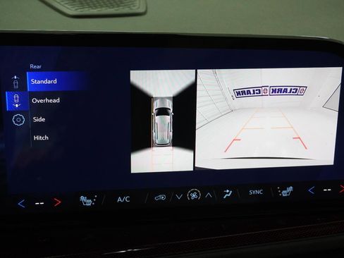 New 2026 Chevrolet Traverse Z71 w/ Enhanced Driving Package image 30