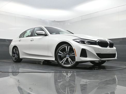 Used 2024 BMW 330i Sedan RWD image 25