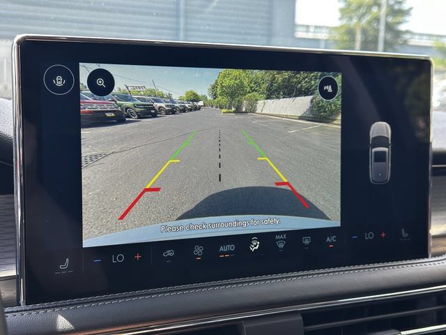 Certified 2024 Lincoln Corsair AWD image 22