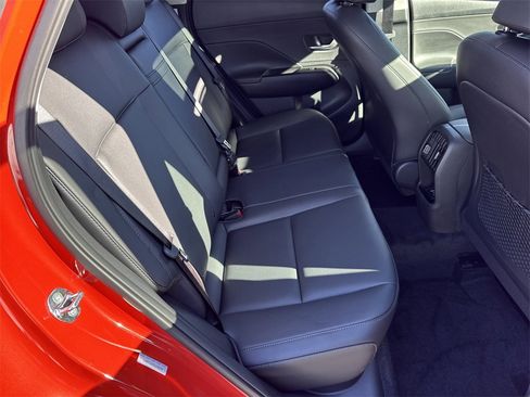 Used 2025 Hyundai Kona Limited image 15