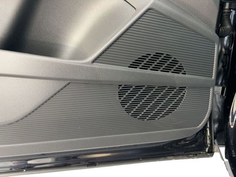 New 2026 Volkswagen Taos SE image 22