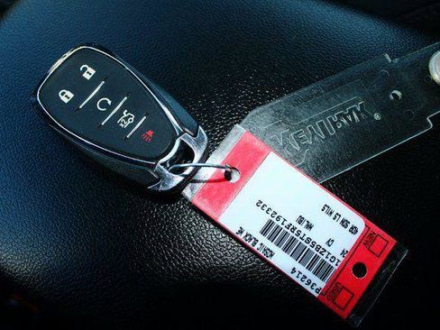 Used 2024 Chevrolet Malibu LS image 19