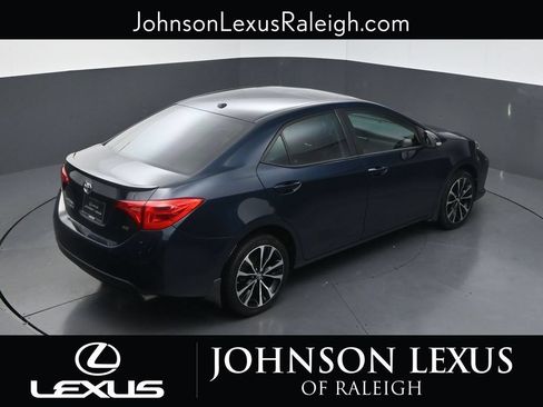 Used 2019 Toyota Corolla SE w/ SE Premium Package FWD image 29