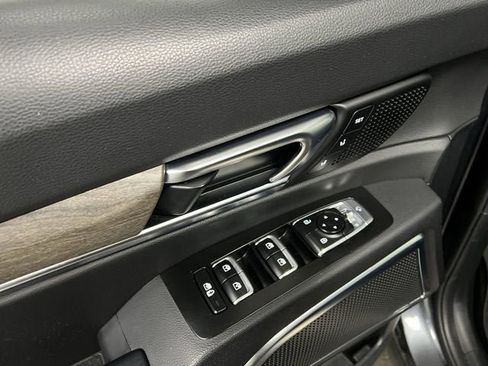 Used 2022 Kia Telluride SX w/ Nightfall Edition Package AWD/4WD image 24