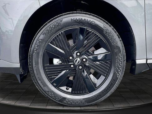 New 2026 Nissan Murano SV AWD/4WD image 12