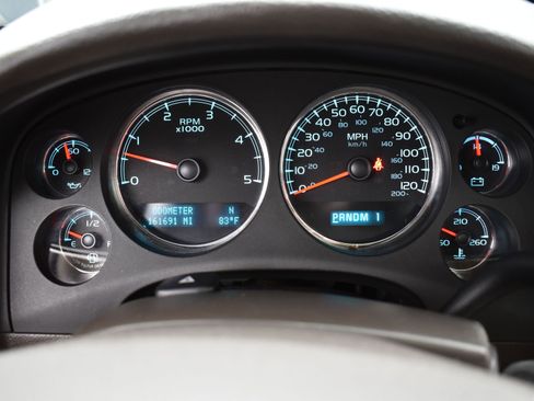 Used 2014 GMC Sierra 2500 Denali w/ Suspension Package, Off-Road image 26