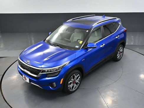 Used 2021 Kia Seltos SX w/ SX Sunroof Package AWD/4WD image 59