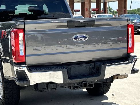 Used 2025 Ford F250 XLT w/ FX4 Off-Road Package AWD/4WD image 6